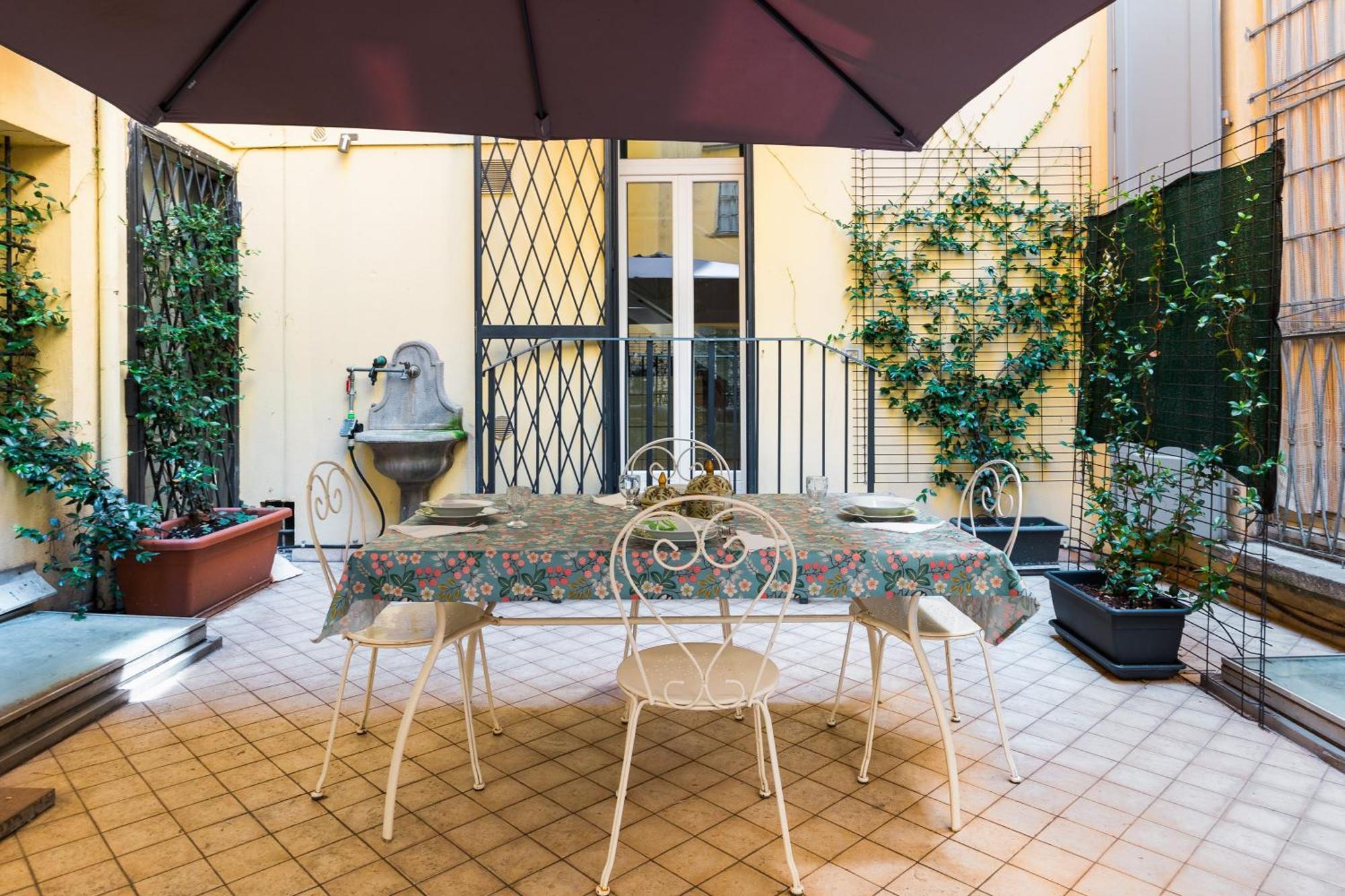 Fossalta Home, In The Heart Of The Historical Center โบโลญญา ภายนอก รูปภาพ